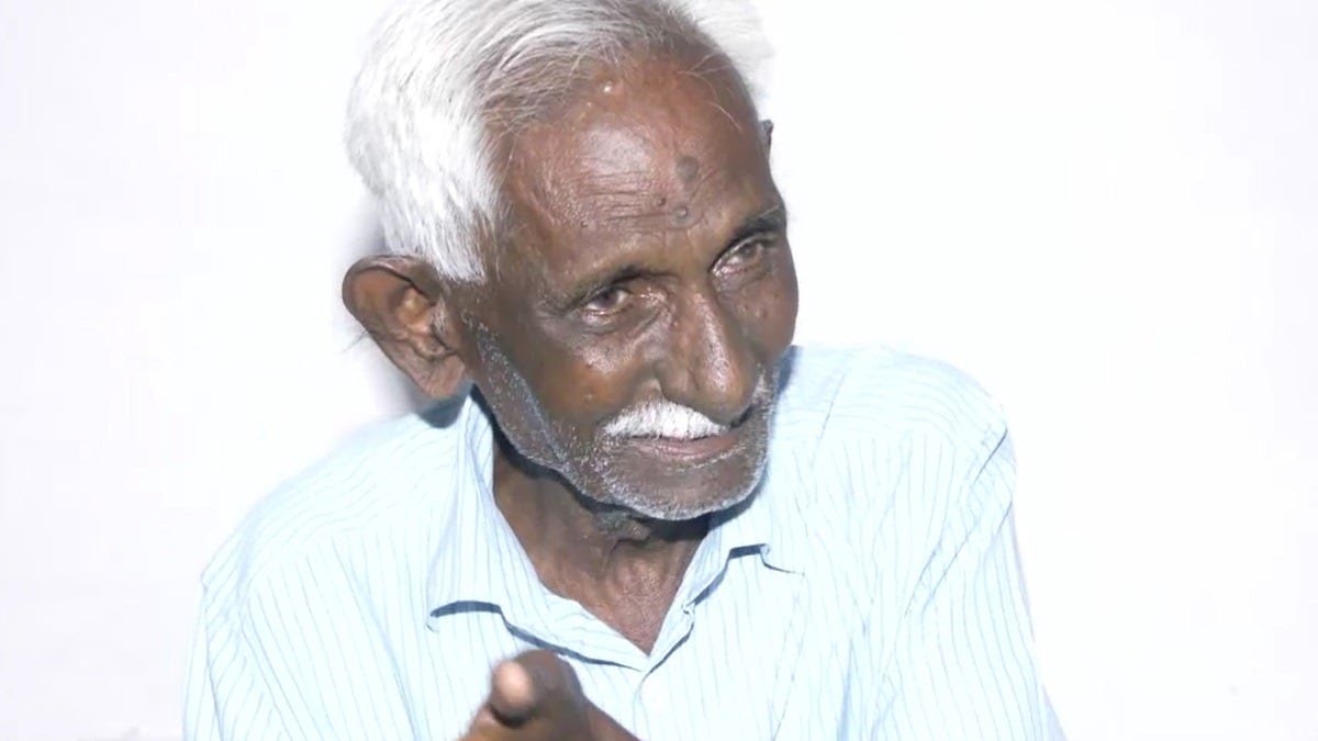 CG : 39 साल बाद  ₹100 की रिश्वत के केस में 84 वर्षीय बुजुर्ग... - CG Sandesh
