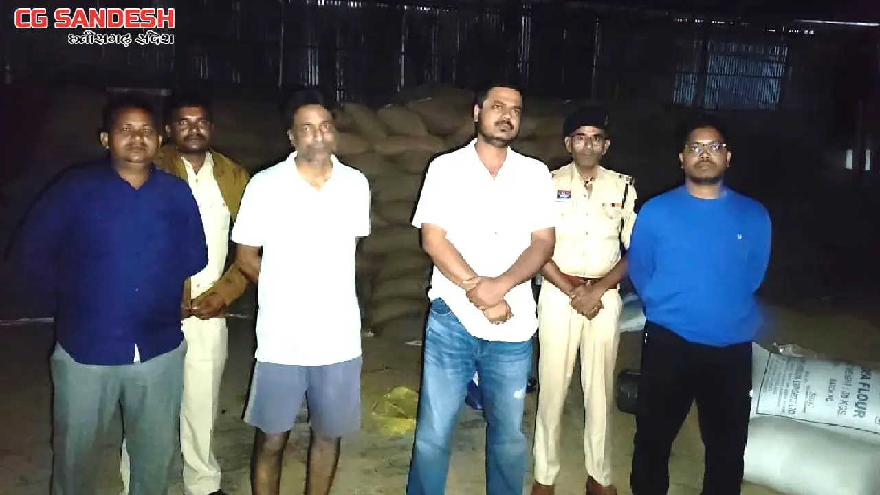 पिथौरा : ग्राम भुरकोनी में 1265 बोरी अवैध धान जप्त - CG Sandesh