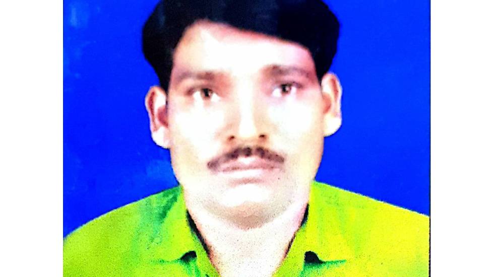 CG: लैब टेक्निशियन ने की आत्महत्या, कॉलेज परिसर में फंदे से लटकती मिली लाश