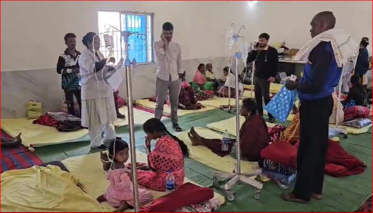CG: मृत्यु भोज में खाना खाने के बाद 60 लोग फूड पॉइजनिंग का श... - CG Sandesh