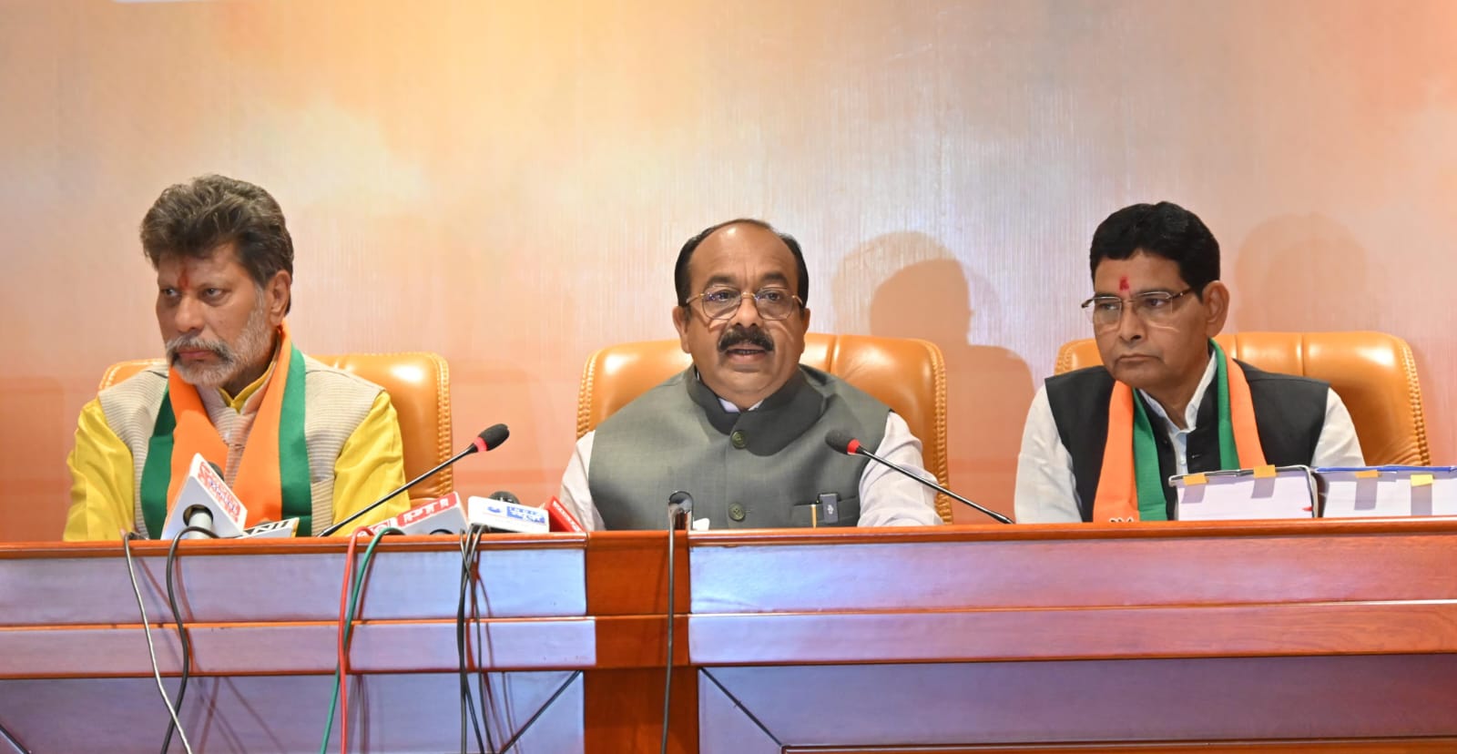 भाजपा के प्रयासों से पिछड़ा वर्ग को मिल रहा अधिकतम 50 प्रतिश... - CG Sandesh