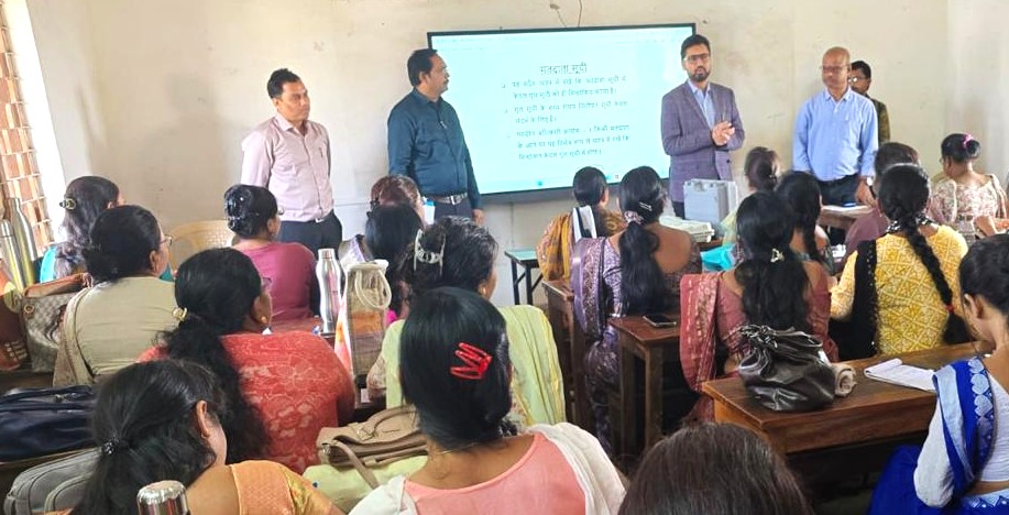 महासमुंद एवं तुमगांव नगरीय निकाय निर्वाचन हेतु गठित 92 मतदान... - CG Sandesh