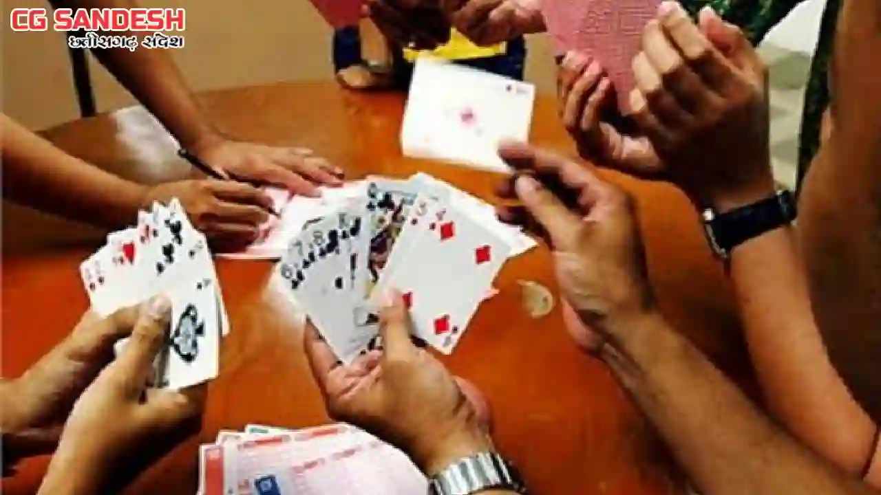 पिथौरा : मेले में चल रहा था जुए का खेल, पुलिस ने की कार्रवाई - CG Sandesh