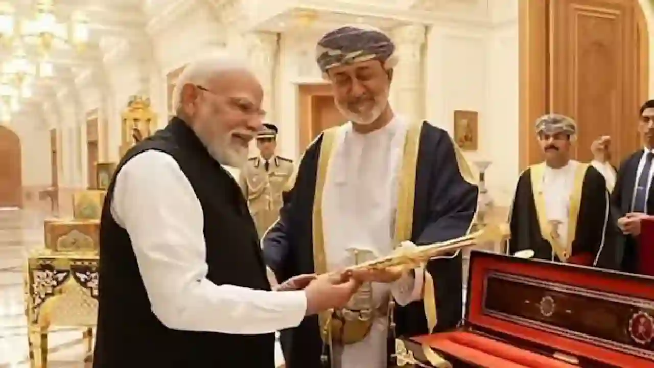 प्रधानमंत्री नरेंद्र मोदी को ‘ऑर्डर ऑफ ओमान’ से किया गया सम्... - CG Sandesh