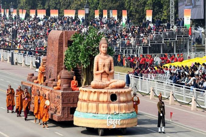 76वें गणतंत्र दिवस पर आज दुनिया देखेगी भारत की ताकत - CG Sandesh