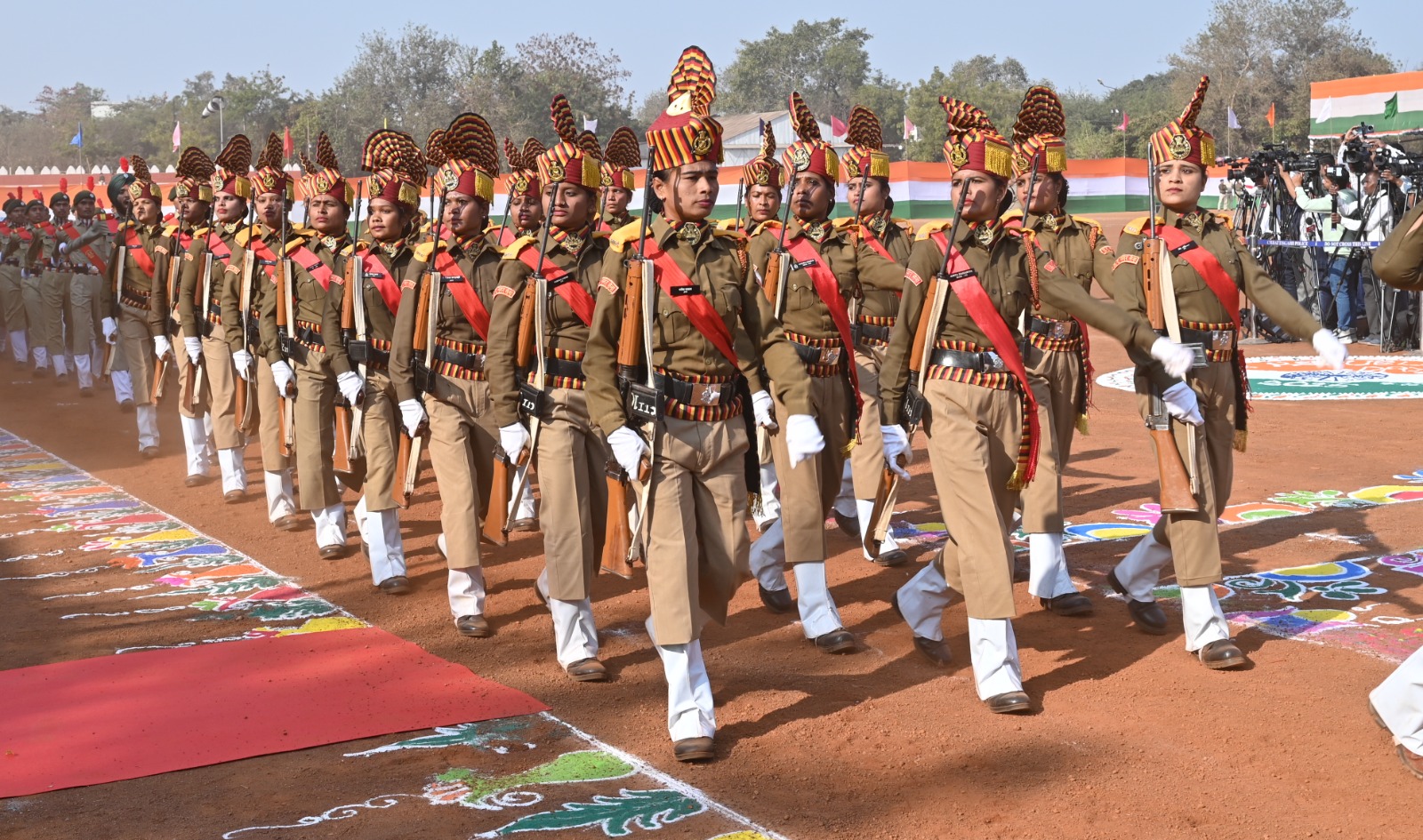 किसानों को किफायती दरों पर डीएपी की निरन्तर उपलब्धता सुनिश्च... - CG Sandesh