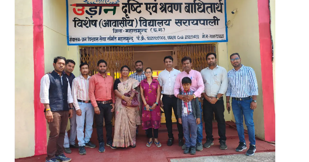 CG : स्वास्थ्य संयोजक कर्मचारी संघ के स्थापना दिवस पर उड़ान ... - CG Sandesh