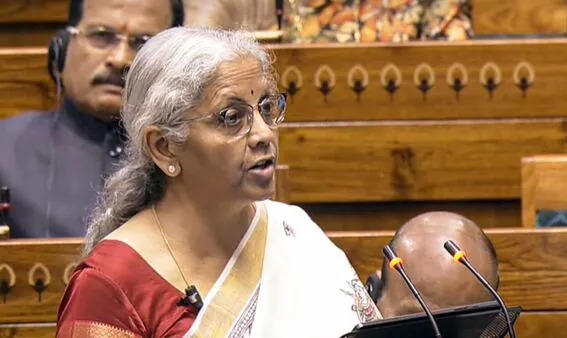 Budget 2025 : मोबाइल, LED टीवी, दवाएं होंगी सस्ती, जानिये इस बार बजट में क्‍या सस्‍ता और क्‍या महंगा
