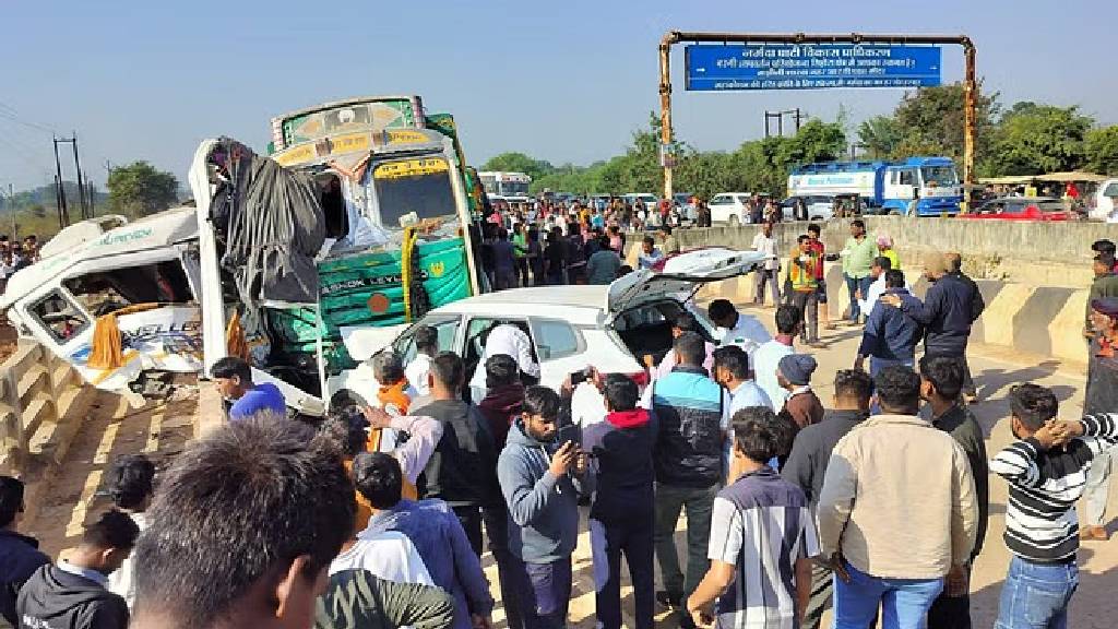 महाकुंभ से लौट रहे श्रद्धालुओं की गाड़ी दुर्घटनाग्रस्त, 7 श्र... - CG Sandesh