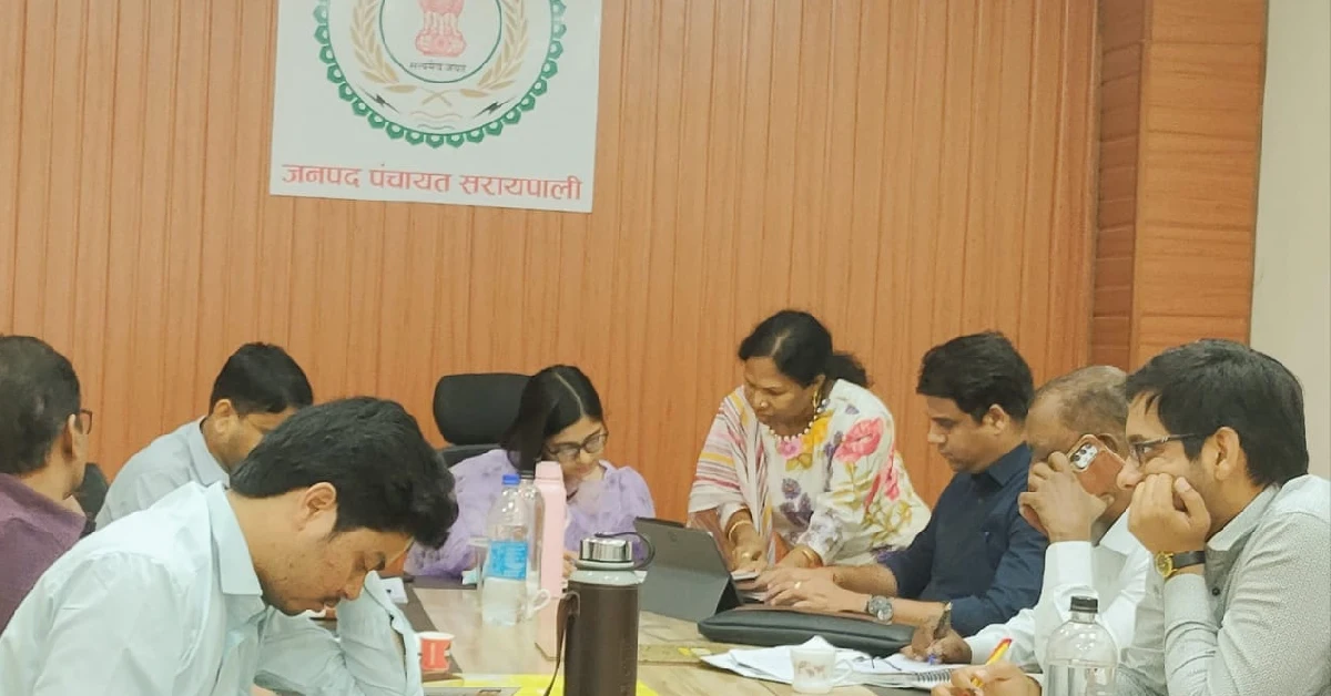 सरायपाली : एसडीएम नम्रता चौबे की अध्यक्षता में फाइलेरिया उन्... - CG Sandesh