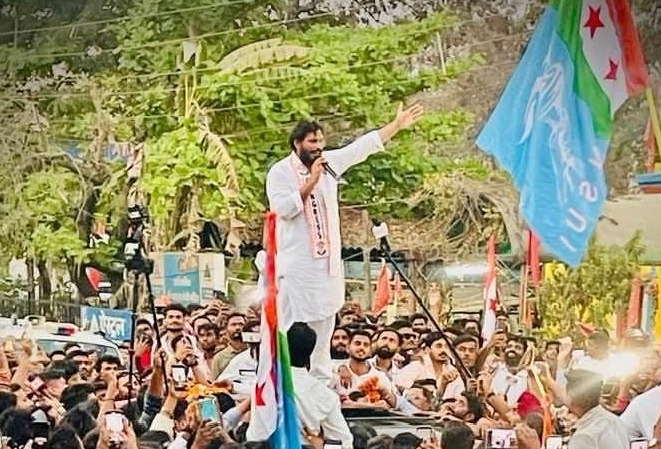 CG ब्रेकिंग : जेल से छूटने के बाद फिर विधायक देवेंद्र यादव के खिलाफ FIR दर्ज, 12 कांग्रेस नेताओं पर भी एक्शन, जानिए क्या है मामला