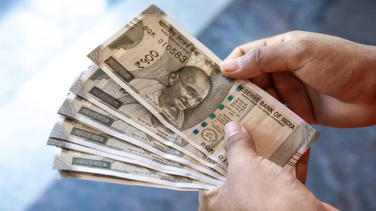 महिलाओं को हर महीने मिलेंगे 2,500 रुपये, केवल इन्हे मिलेगा फायदा