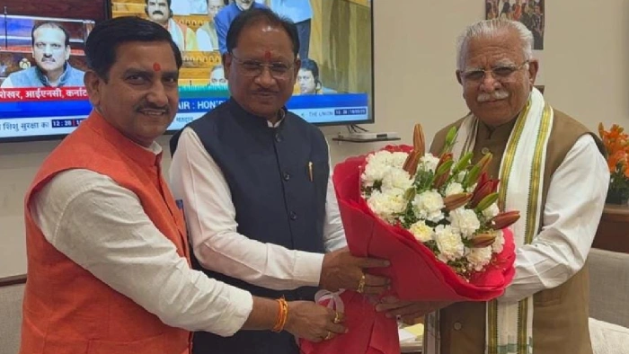 मुख्यमंत्री विष्णुदेव साय ने केंद्रीय मंत्री मनोहर लाल खट्टर... - CG Sandesh