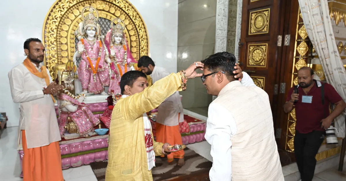 CG : बजट प्रस्तुत करने के पूर्व वित्त मंत्री ओपी चौधरी पहुंच... - CG Sandesh