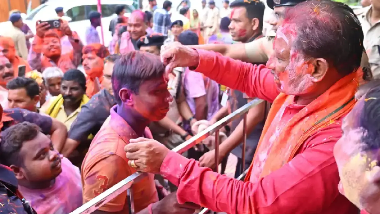 मुख्यमंत्री विष्णुदेव साय ने अपने गृह ग्राम बगिया में ग्रामी... - CG Sandesh