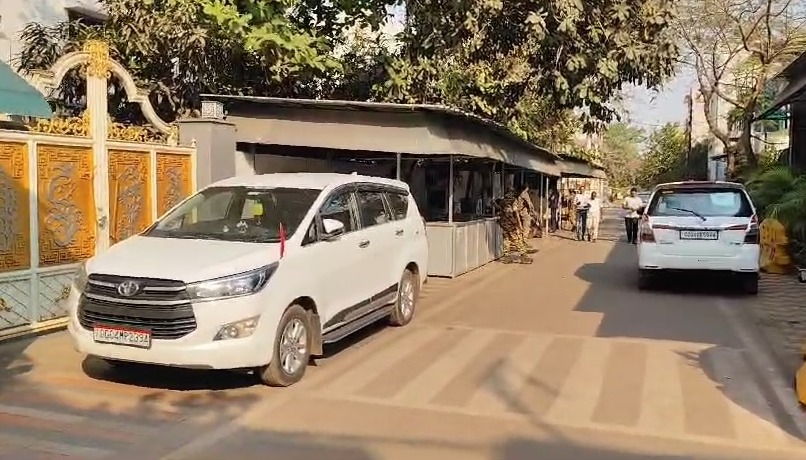 CG : पूर्व मुख्यमंत्री बघेल के घर छापेमारी के बाद ईडी की गाड़ी पर हमला, 20 लोगों के खिलाफ मामला दर्ज