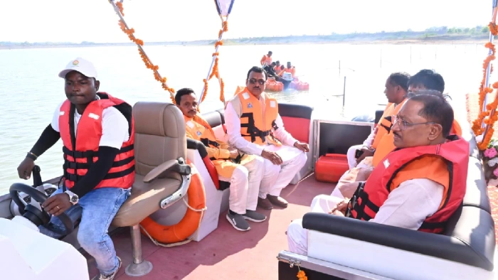 CG : जशपुर की छवि को राष्ट्रीय पर्यटन पटल पर उकेरने मुख्यमंत... - CG Sandesh