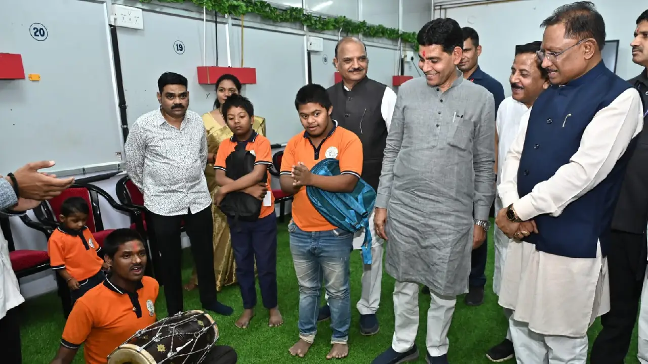 मुख्यमंत्री विष्णु देव साय ने किया मनोविकास केंद्र का अवलोकन... - CG Sandesh