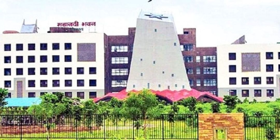 CG ब्रेकिंग : IAS अधिकारियों का तबादला, इन जिलों के बदले गए कलेक्टर, देखें आदेश 