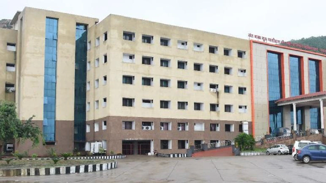 रायगढ़ मेडिकल कॉलेज बना राज्य का पहला फ्री वाई-फाई सुविधा यु... - CG Sandesh