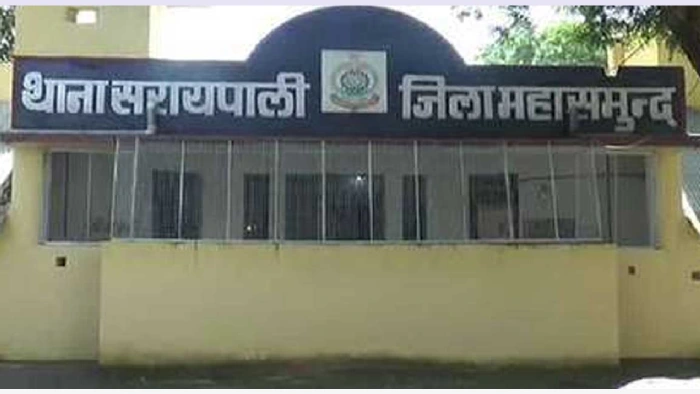 सरायपाली : पिकअप वाहन की जोरदार ठोकर से मौके पर हुई युवक की ... - CG Sandesh