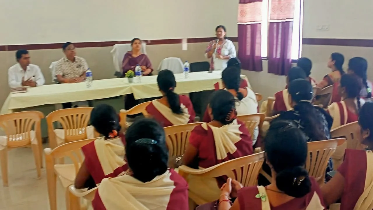 सरायपाली : सांसद की उपस्थिति में जन औषधि दिवस मनाया गया - CG Sandesh