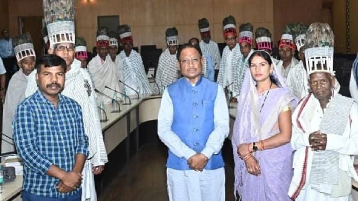 मुख्यमंत्री विष्णुदेव साय से अखिल भारतीय रामनामी महासभा के प... - CG Sandesh
