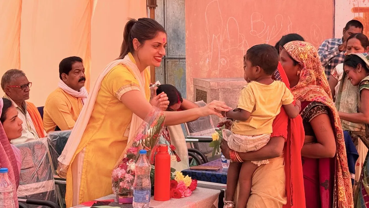 महासमुंद : मासिक धर्म के प्रति भेदभाव न करे: डॉ. एकता लंगेह - CG Sandesh