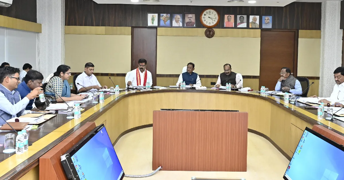 CG ब्रेकिंग : साय केबिनेट की बैठक शुरू, लिए जा सकते है कई बड़े निर्णय