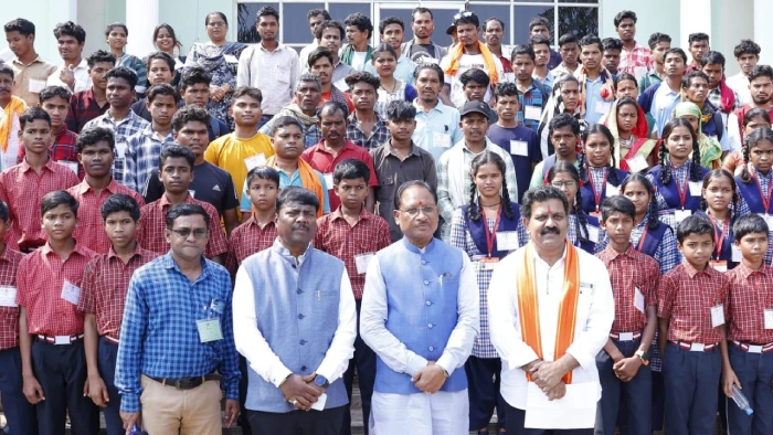 अबूझमाड़ के विकास को गति देना हमारी प्राथमिकता - मुख्यमंत्री... - CG Sandesh