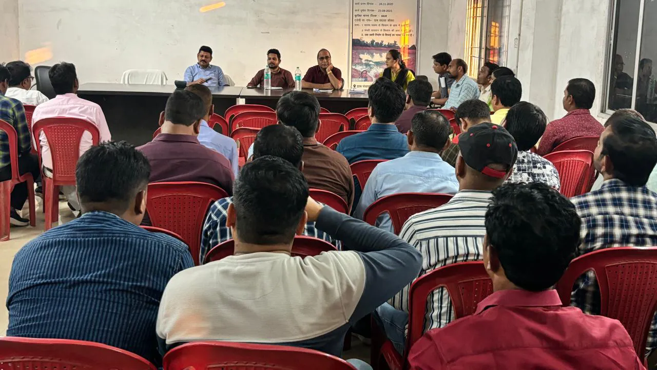 महासमुंद : राजस्व और कृषि विभाग की संयुक्त बैठक सम्पन्न, डिज... - CG Sandesh