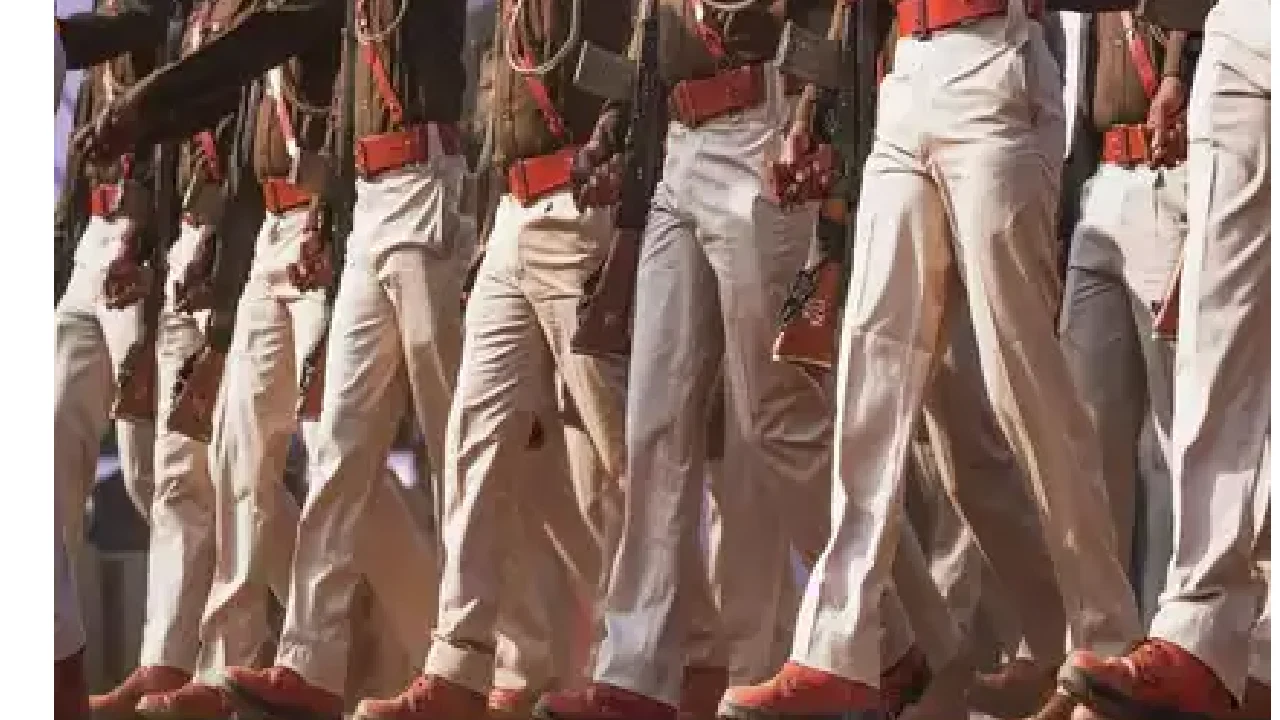 मुख्यमंत्री ने की घोषणा,  पुलिस विभाग में 12,000 से अधिक रिक... - CG Sandesh