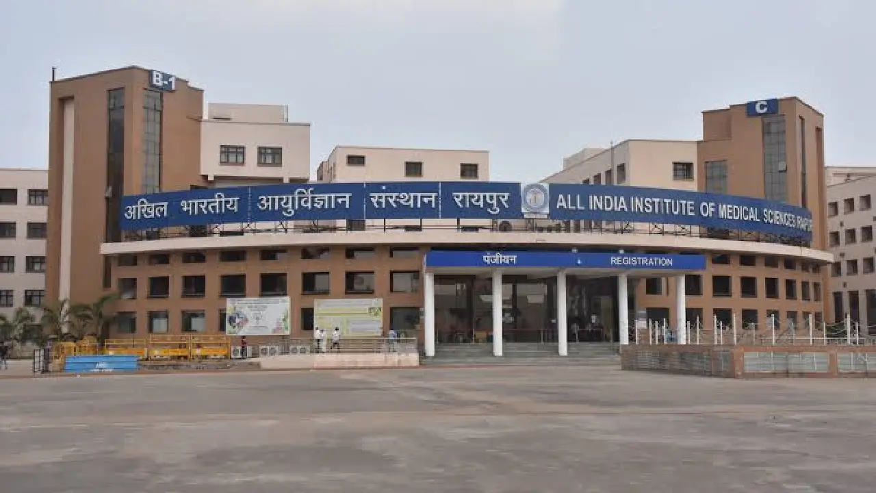 CG : एम्स रायपुर ने सफलतापूर्वक किया अपना पहला स्वैप किडनी ट... - CG Sandesh