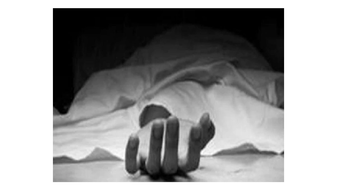 CG : सनकी पिता ने पटक-पटक कर ले ली बेटे की जान, फिर फांसी लग... - CG Sandesh