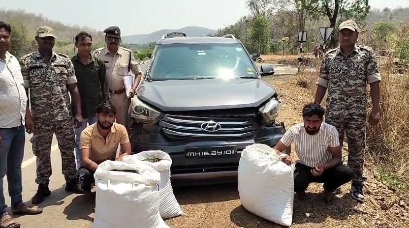 महासमुंद : सिंघोडा थाना पुलिस की बड़ी कार्रवाई, कार से 9 लाख का गांजा बरामद, दो तस्कर गिरफ्तार
