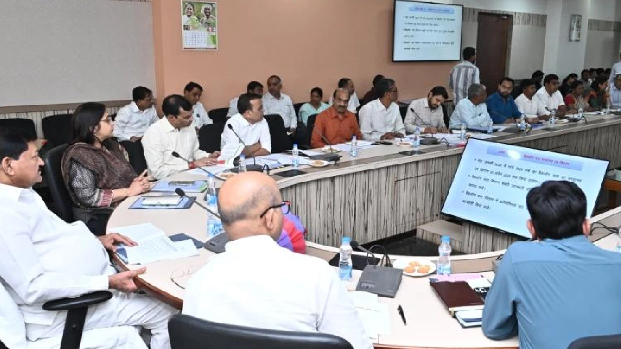 CG : पात्र हितग्राहियों को समय पर उपलब्ध हो राशन सामग्री - म... - CG Sandesh