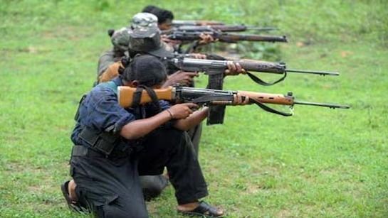 CG : हथियार के साथ आत्मसमर्पण करने वाले नक्सलियों को छत्तीसगढ़ सरकार देगी लाखों रूपए, एलएमजी के बदले 5 लाख और एके-47 पर 4 लाख रुपये