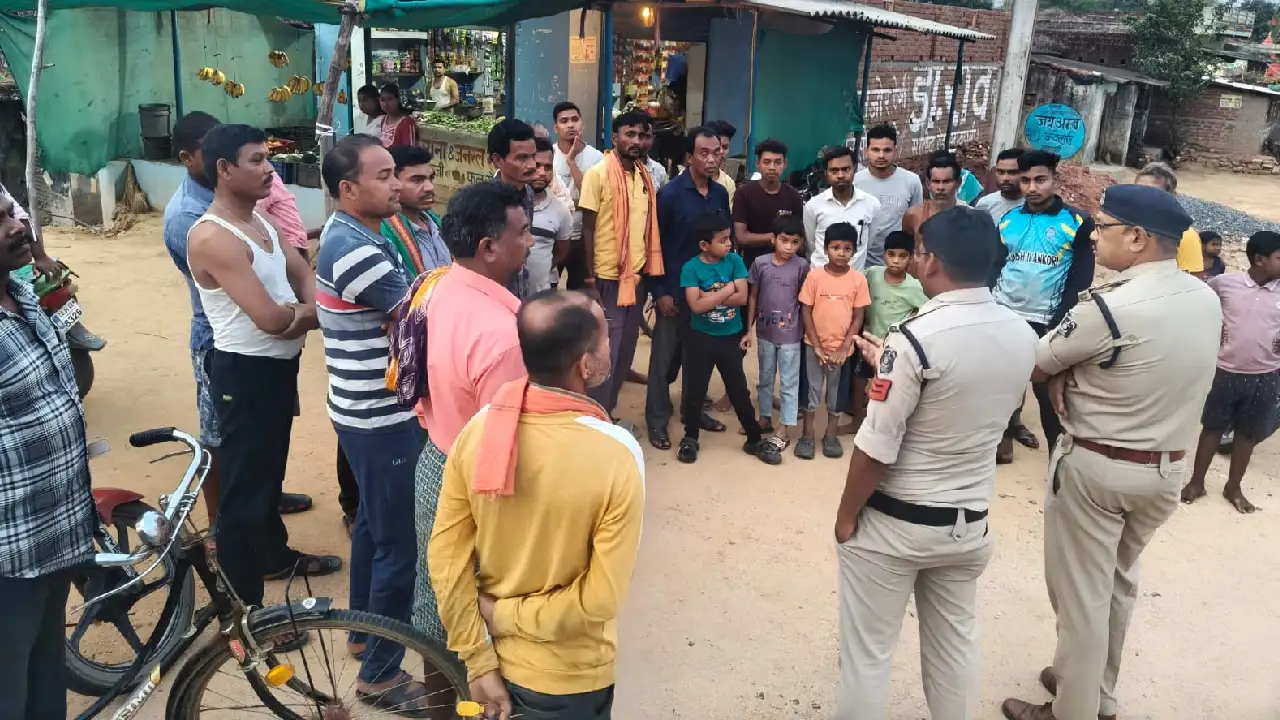 बसना : पिरदा, गढफुलझर एवं अंकोरी के चौक, चैराहो में साइबर क्... - CG Sandesh