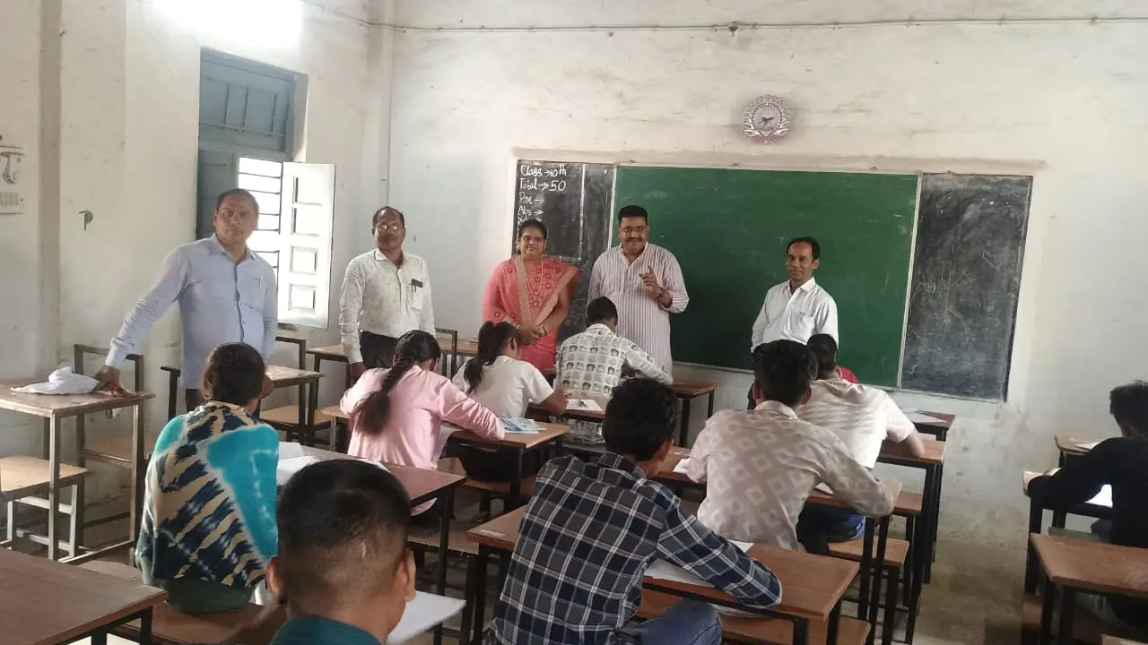 सरायपाली : संभागीय संयुक्त संचालक, शिक्षा संभाग रायपुर एवं छ... - CG Sandesh