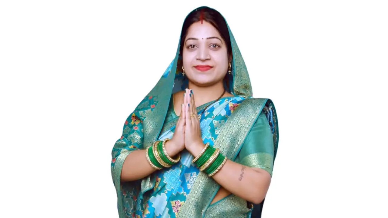 सरायपाली : विकास की नई गाथा लिख रही हैं मोखापुटका की सरपंच ल... - CG Sandesh