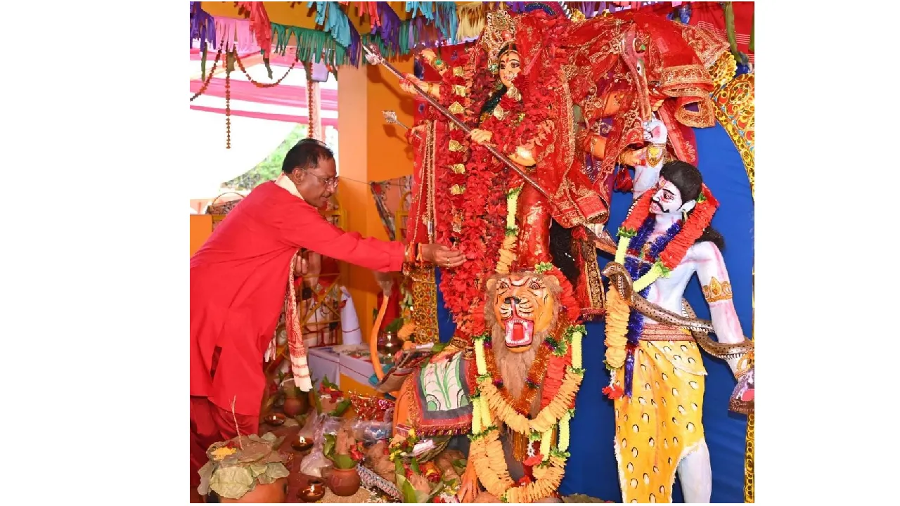 CG : मुख्यमंत्री विष्णु देव साय ने की मां दुर्गा की पूजा अर्... - CG Sandesh