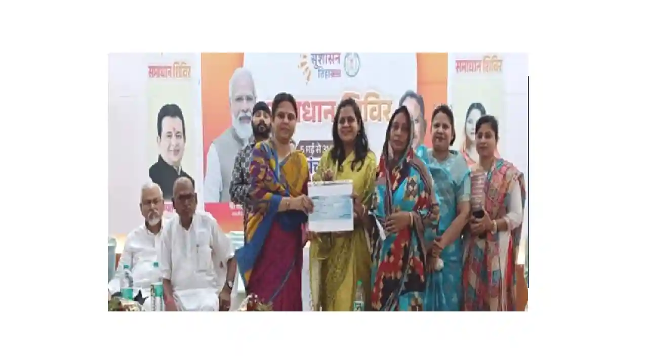 बसना : श्रम विभाग द्वारा 28 श्रमिकों का नवीन पंजीयन - CG Sandesh