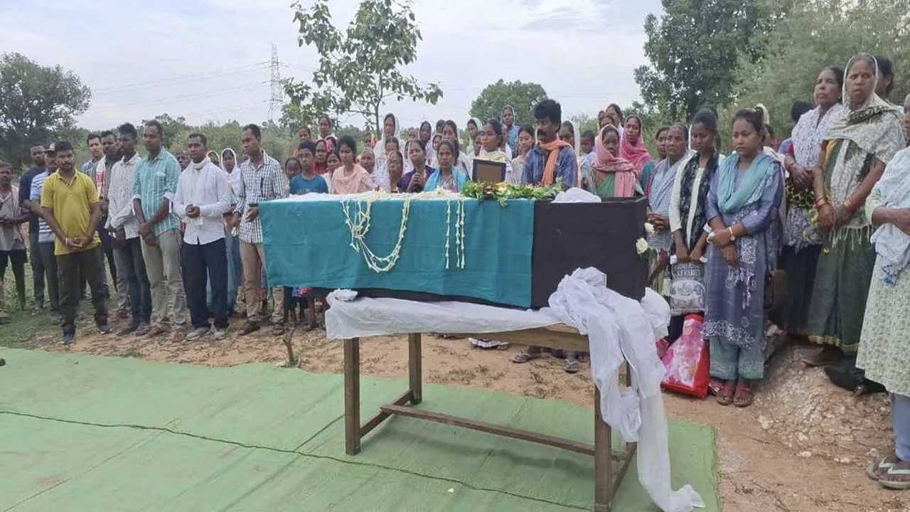 CG : ‘ऑपरेशन सिंदूर’ के बाद घर लौटे जवान की सड़क हादसे में गई... - CG Sandesh