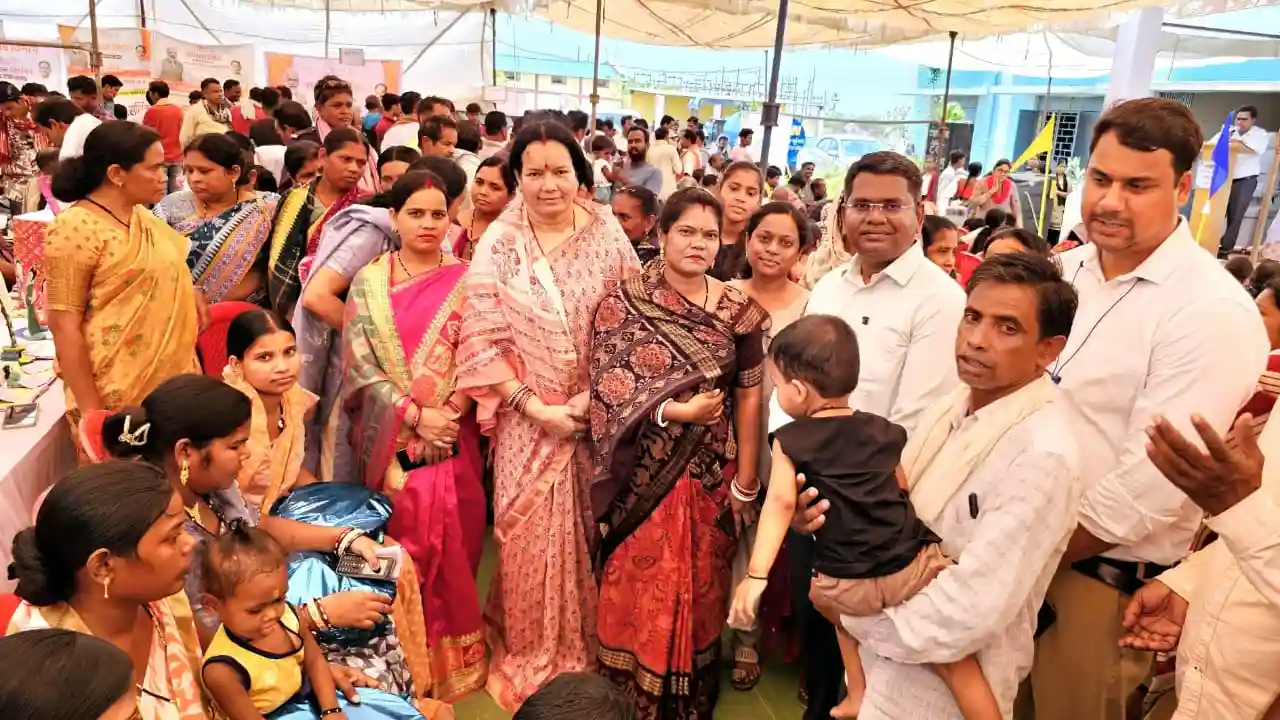 सरायपाली के ग्राम तोरेसिंहा में सम्पन्न हुआ सुशासन तिहार 202... - CG Sandesh