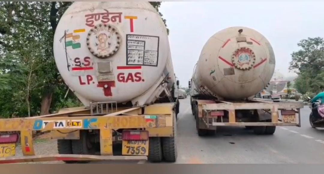 महासमुंद : रात के अंधेरे में गैस टैंकर से हजारों लीटर गैस की चोरी करने वाला गिरोह गिरफ्तार