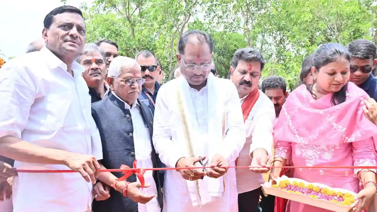 CG : मुख्यमंत्री विष्णु देव साय ने किया अटल आवास योजना अंतर्... - CG Sandesh