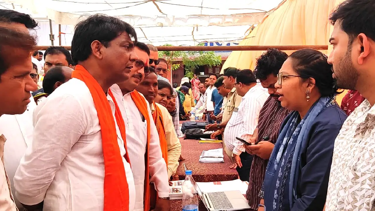 महासमुंद : जनता की हर मांग पूरी की जाएगी - विधायक सिन्हा - CG Sandesh