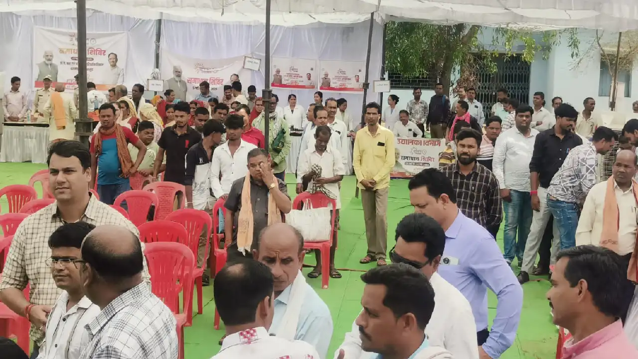 सरायपाली : ग्राम केदुवा में सुशासन तिहार के तहत समाधान शिविर... - CG Sandesh