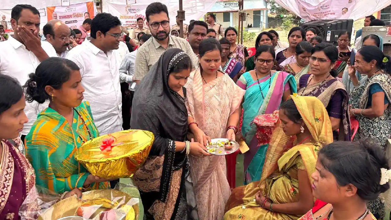 सुशासन तिहार-2025 के अंतर्गत ग्राम सिंघोड़ा में समाधान शिविर ... - CG Sandesh