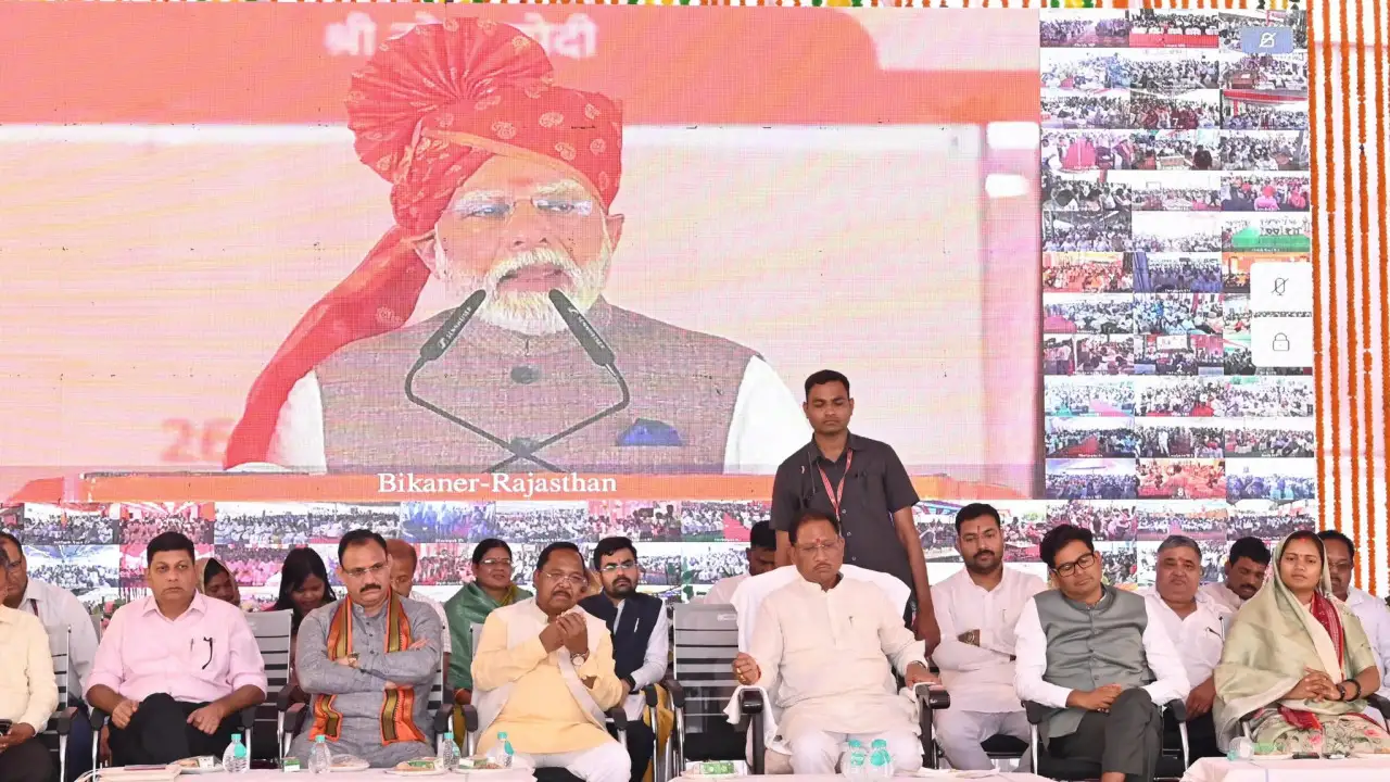 CG : प्रधानमंत्री नरेंद्र मोदी ने छत्तीसगढ़ के 05 अमृत स्टेशन... - CG Sandesh